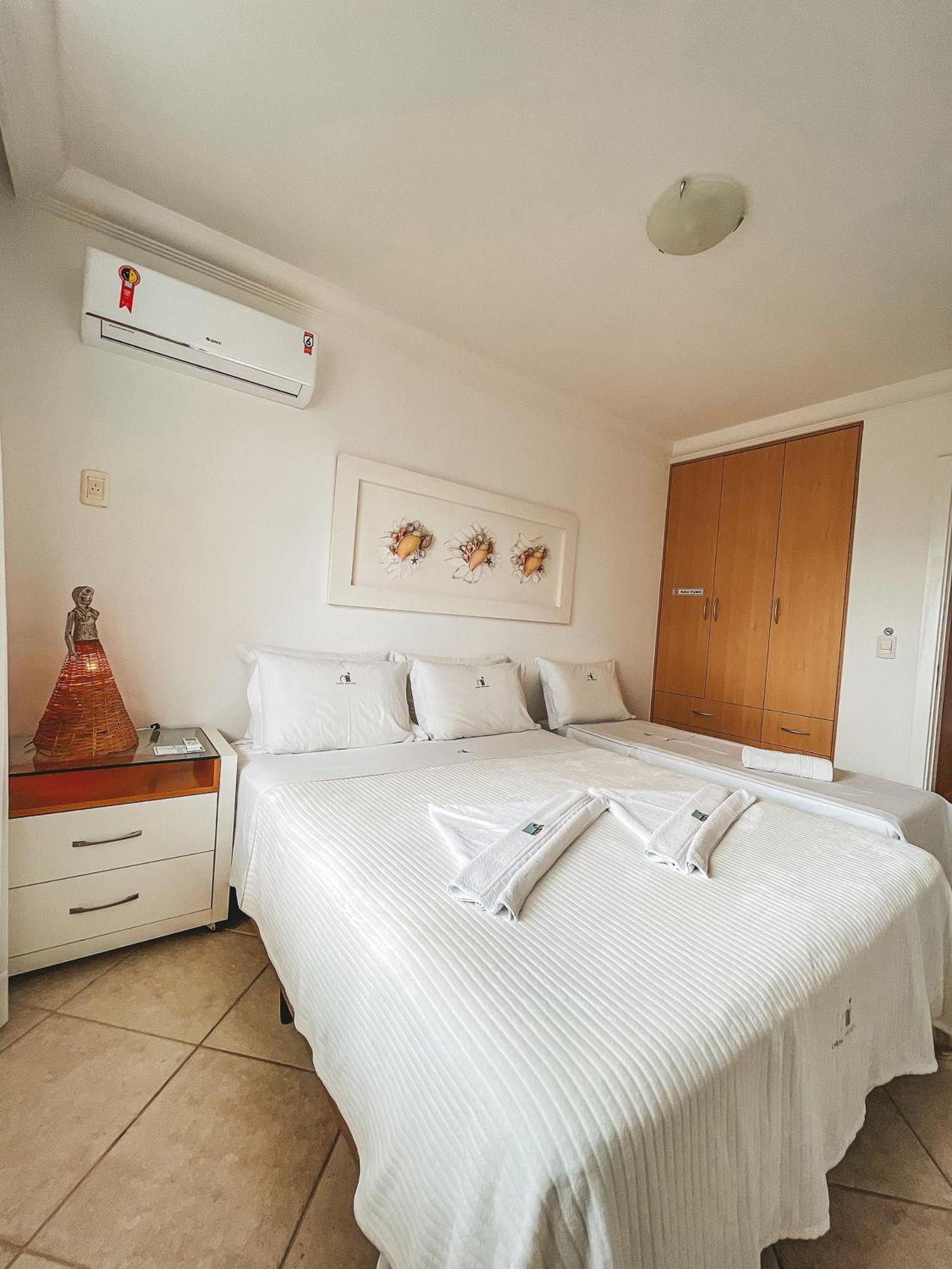Casa Do Artista A 60M Do Mar, Piscina, 4 Quartos บอมบินญัส ภายนอก รูปภาพ